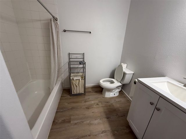 3114 Bolt Street, Houston, TX 77051