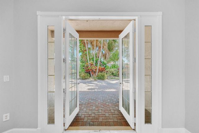6581 Southport Drive, Boynton Beach, FL 33472