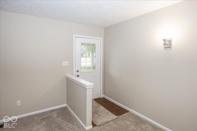 621 Kinzer Avenue, Carmel, IN 46032