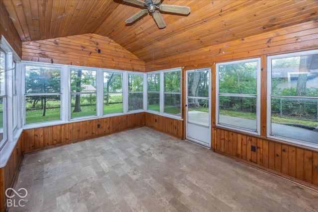 621 Kinzer Avenue, Carmel, IN 46032