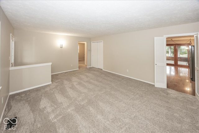 621 Kinzer Avenue, Carmel, IN 46032