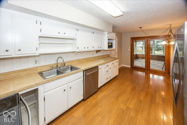 621 Kinzer Avenue, Carmel, IN 46032