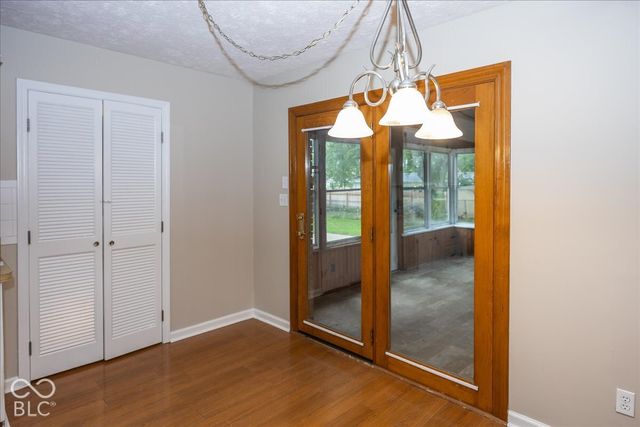 621 Kinzer Avenue, Carmel, IN 46032