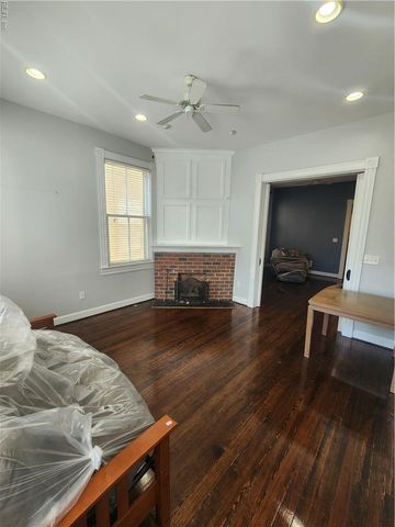 436 Dinwiddie St Apt 1, Portsmouth, VA 23704