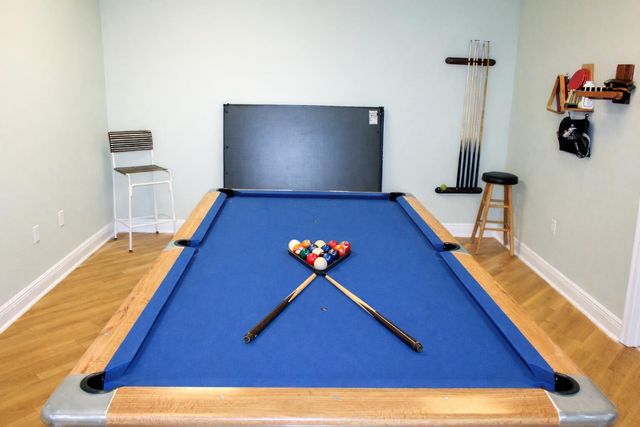 18 COLONIAL CLUB Drive 200, Boynton Beach, FL 33435