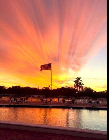 18 COLONIAL CLUB Drive 200, Boynton Beach, FL 33435
