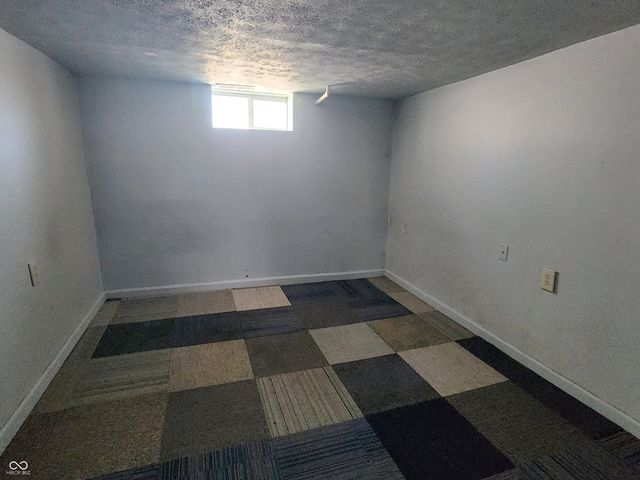 1434 E 31st Street, Anderson, IN 46016