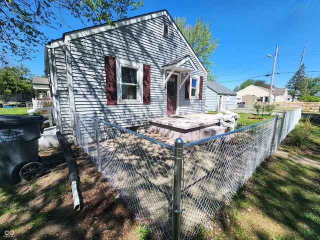 1434 E 31st Street, Anderson, IN 46016