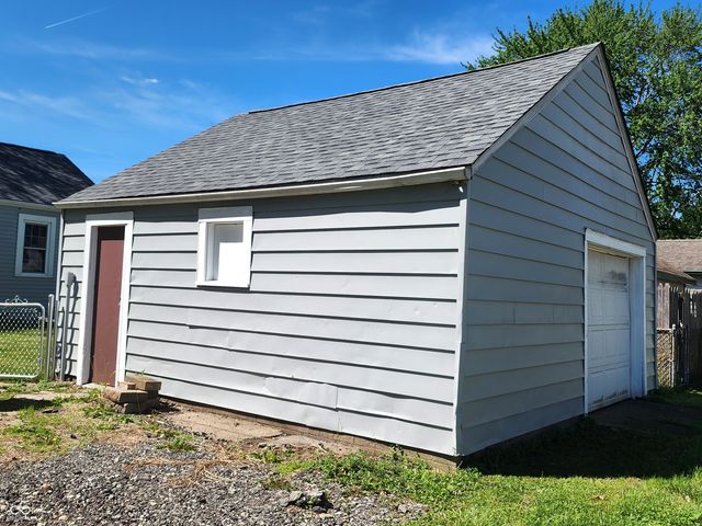 1434 E 31st Street, Anderson, IN 46016