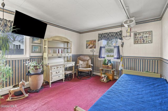 800 S Melcher Street, Johnstown, NY 12095