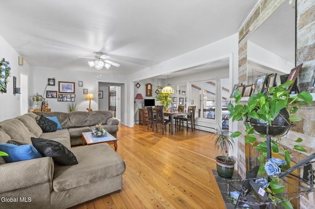 800 S Melcher Street, Johnstown, NY 12095