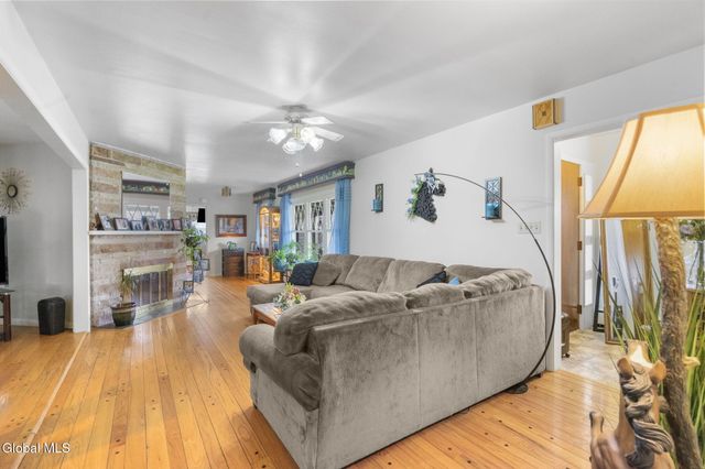 800 S Melcher Street, Johnstown, NY 12095