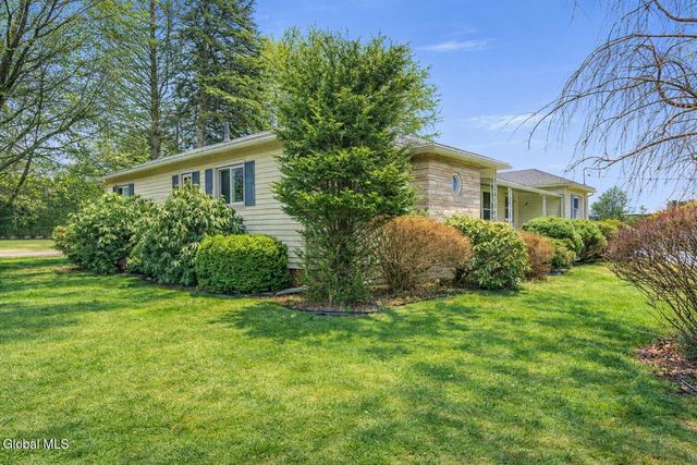 800 S Melcher Street, Johnstown, NY 12095