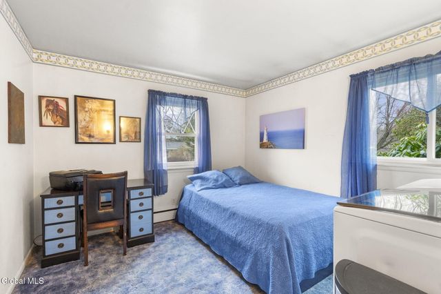 800 S Melcher Street, Johnstown, NY 12095