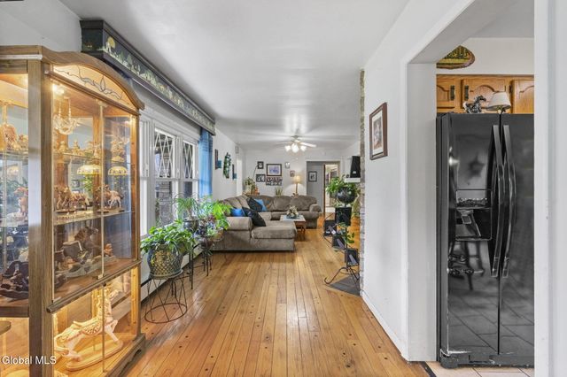 800 S Melcher Street, Johnstown, NY 12095