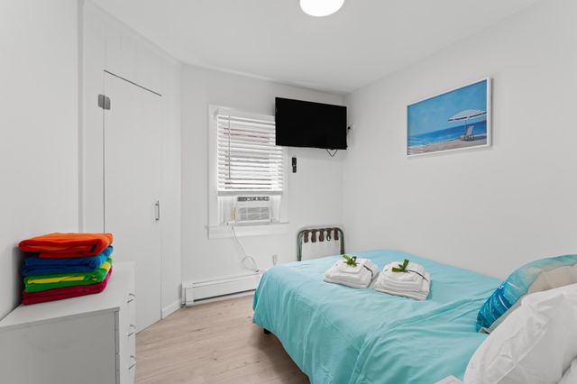 140 OCEAN AVE, Point Pleasant Beach, NJ 08742