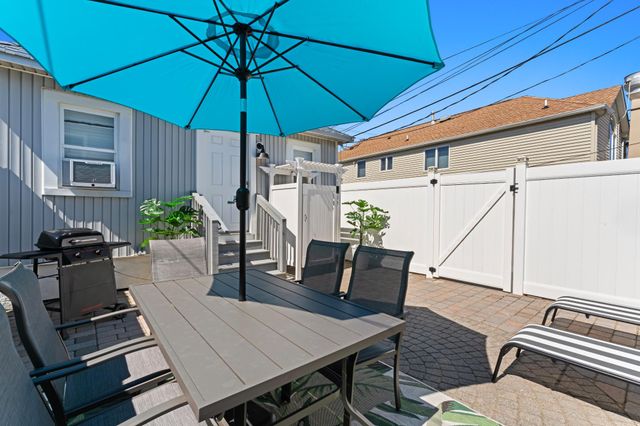 140 OCEAN AVE, Point Pleasant Beach, NJ 08742