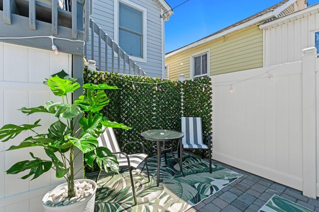 140 OCEAN AVE, Point Pleasant Beach, NJ 08742
