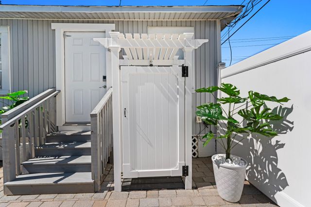 140 OCEAN AVE, Point Pleasant Beach, NJ 08742