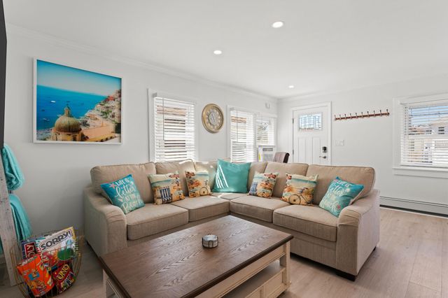 140 OCEAN AVE, Point Pleasant Beach, NJ 08742
