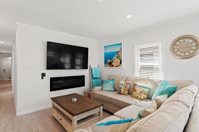 140 OCEAN AVE, Point Pleasant Beach, NJ 08742