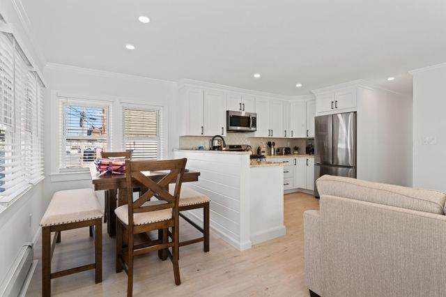 140 OCEAN AVE, Point Pleasant Beach, NJ 08742