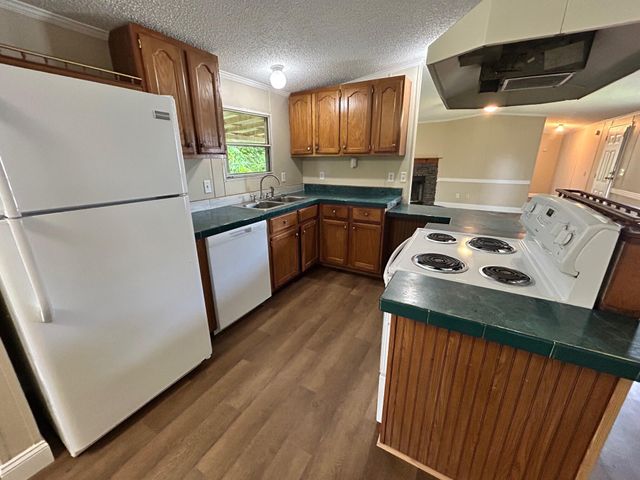 376 Cumberland Drive, Bronston, KY 42518