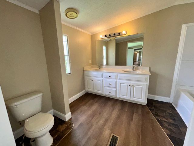 376 Cumberland Drive, Bronston, KY 42518