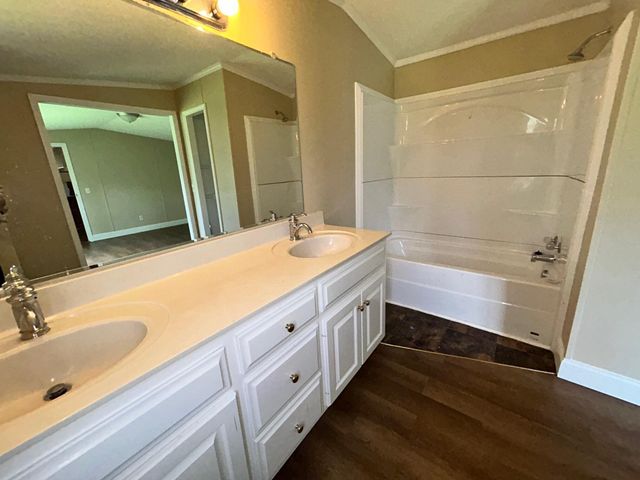 376 Cumberland Drive, Bronston, KY 42518
