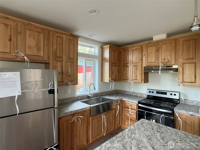 110 SE Alder Road, Shelton, WA 98584