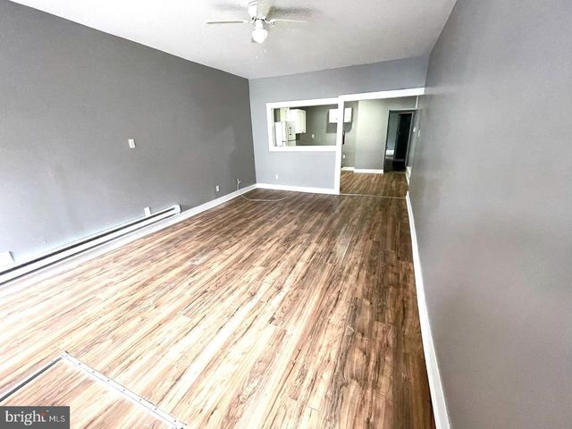 424 YORK ST, Burlington, NJ 08016