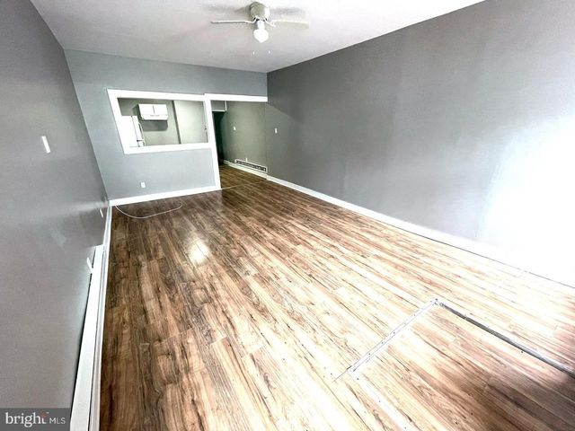 424 YORK ST, Burlington, NJ 08016