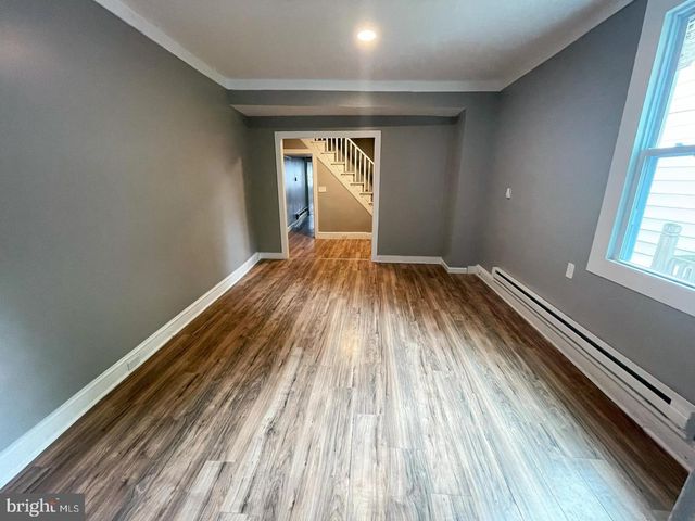 424 YORK ST, Burlington, NJ 08016