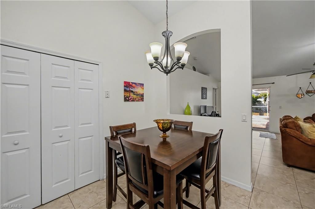 Image 14 of property listing at 3818 SW 6th PL, Cape Coral, FL 33914