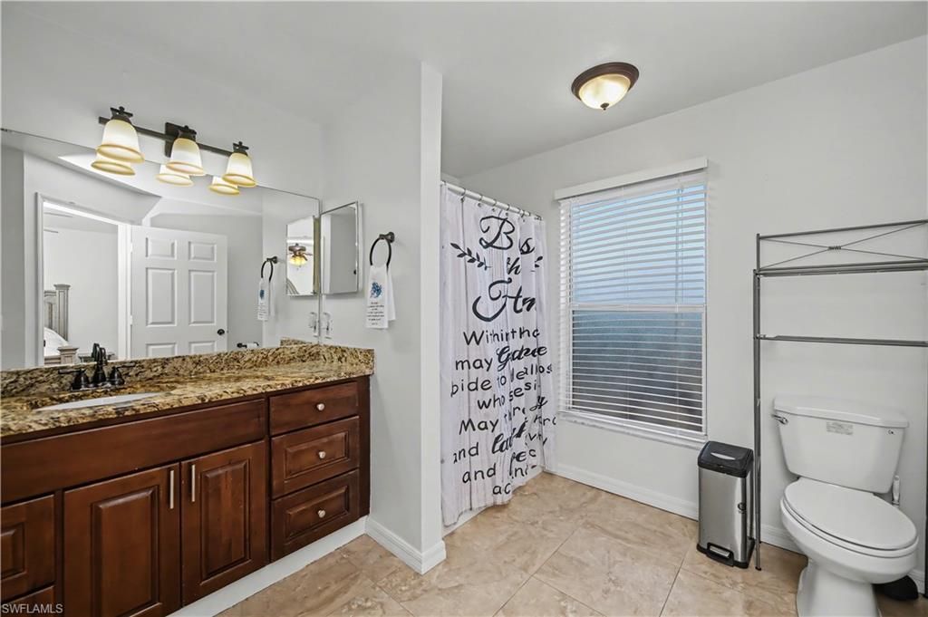 Image 19 of property listing at 3818 SW 6th PL, Cape Coral, FL 33914