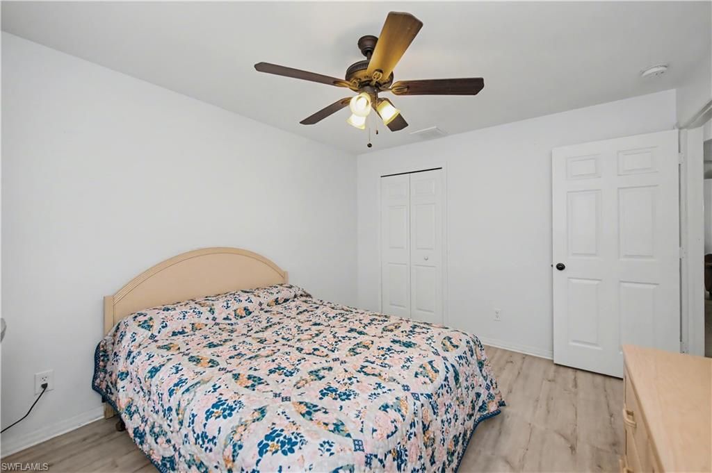 Image 22 of property listing at 3818 SW 6th PL, Cape Coral, FL 33914