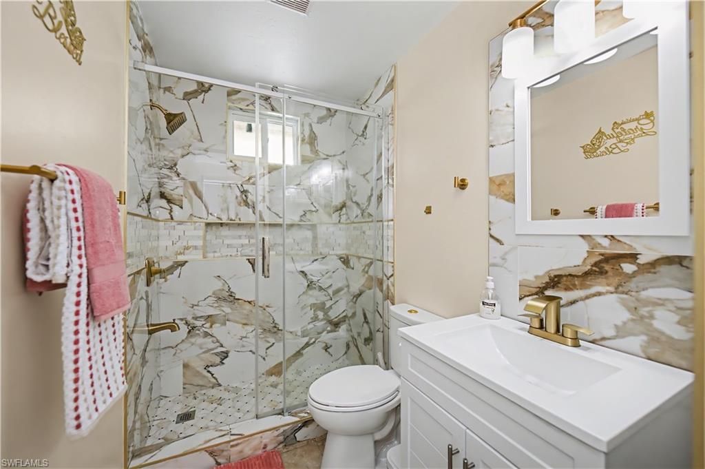 Image 25 of property listing at 3818 SW 6th PL, Cape Coral, FL 33914