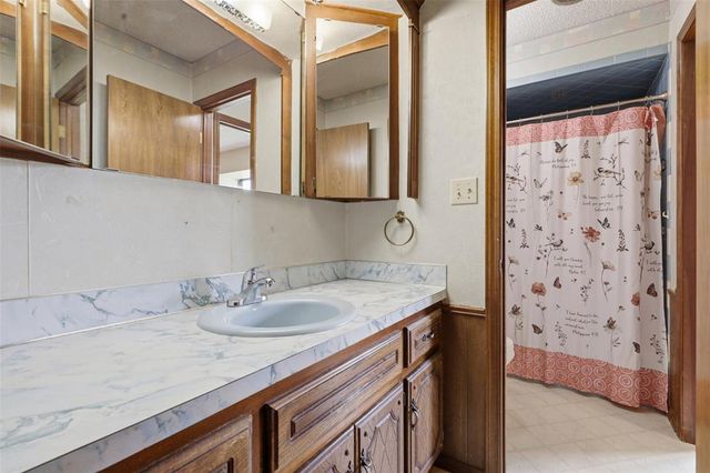 1504 N Bdwy, Shawnee, OK 74804