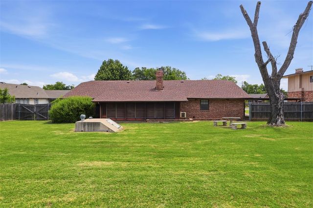 1504 N Bdwy, Shawnee, OK 74804