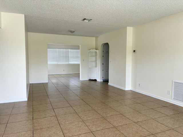 1142 GARNETT Street, Lantana, FL 33462