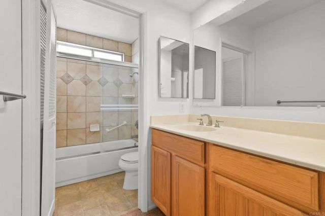 3972 Jackdaw Street 211, San Diego, CA 92103