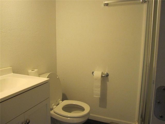 513 N Noyes Boulevard, St Joseph, MO 64501