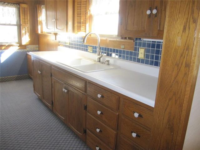 513 N Noyes Boulevard, St Joseph, MO 64501