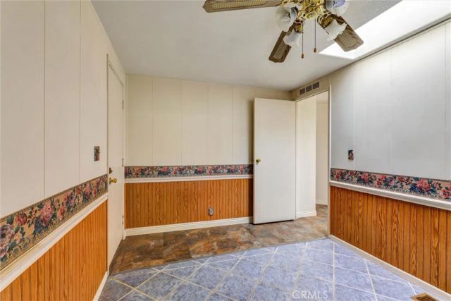 213 Cavendish Drive, Hemet, CA 92545