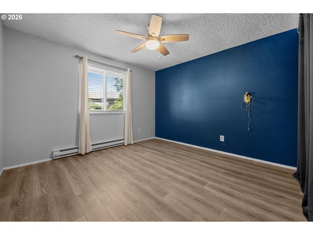 12638 Nw BARNES Rd 11, Portland, OR 97229