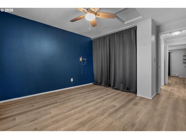 12638 Nw BARNES Rd 11, Portland, OR 97229
