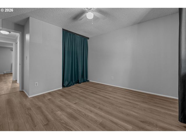 12638 Nw BARNES Rd 11, Portland, OR 97229