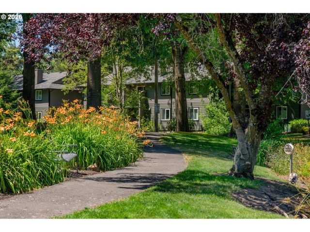 12638 Nw BARNES Rd 11, Portland, OR 97229