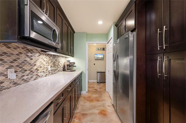 186 CHELSEA COURT NW, Port Charlotte, FL 33952