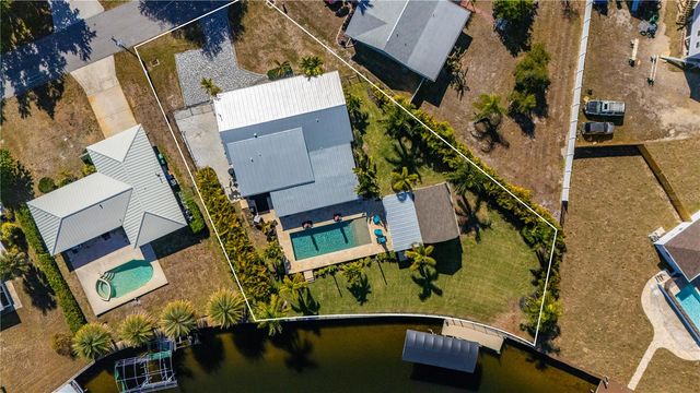 186 CHELSEA COURT NW, Port Charlotte, FL 33952